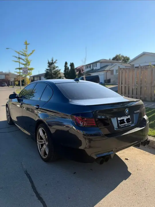 BMW 5 Series 2011 photo 5