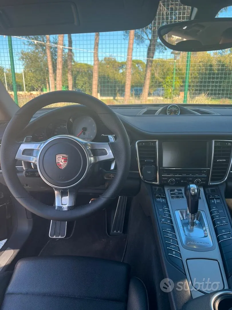Porsche Panamera