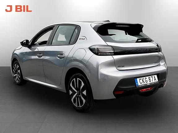 Peugeot 208 2025 photo 3