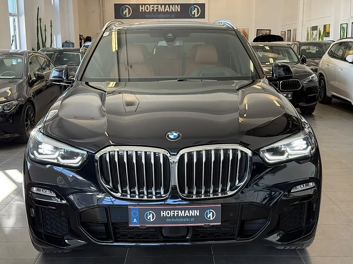 BMW X5 2021 photo 2