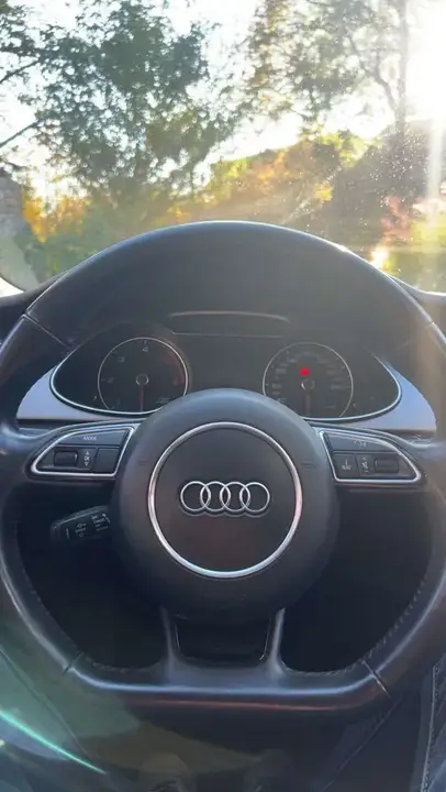 Audi A4 2011 photo 3