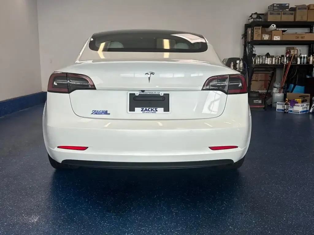 Tesla Model 3 2022 photo 5