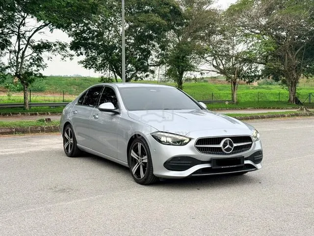 Mercedes-Benz C200