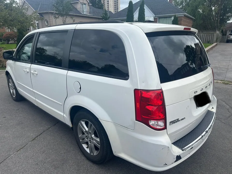 Dodge Grand Caravan 2012 photo 5