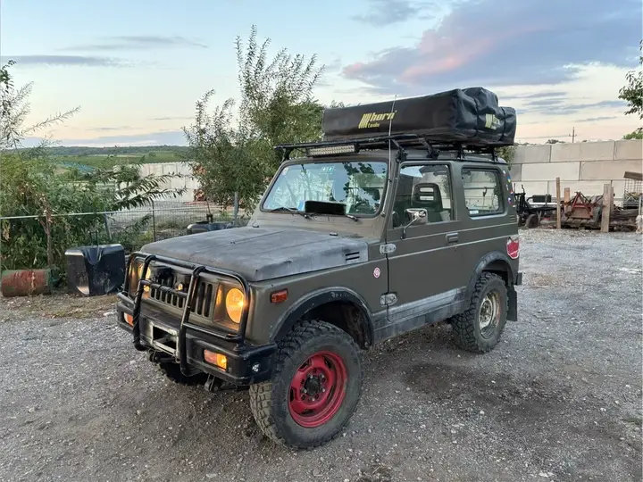 Suzuki Sj410
