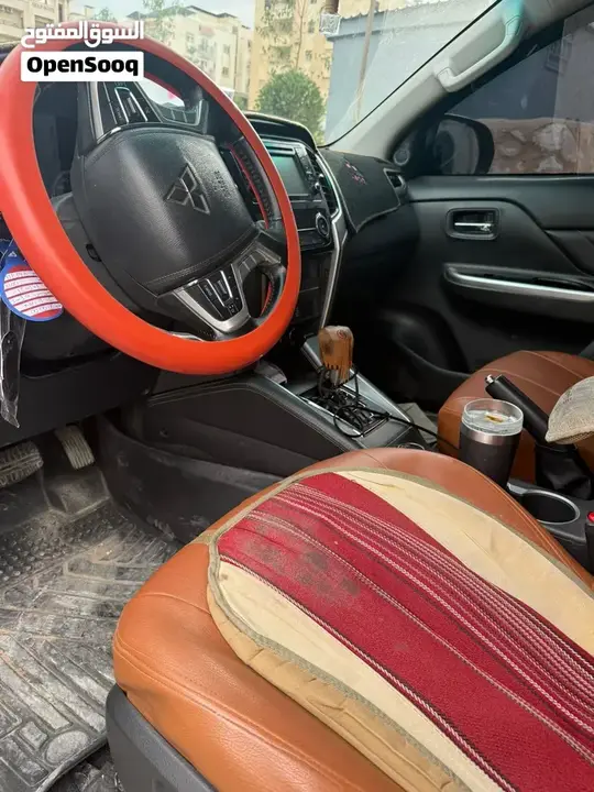 Mitsubishi L200 2022 photo 2