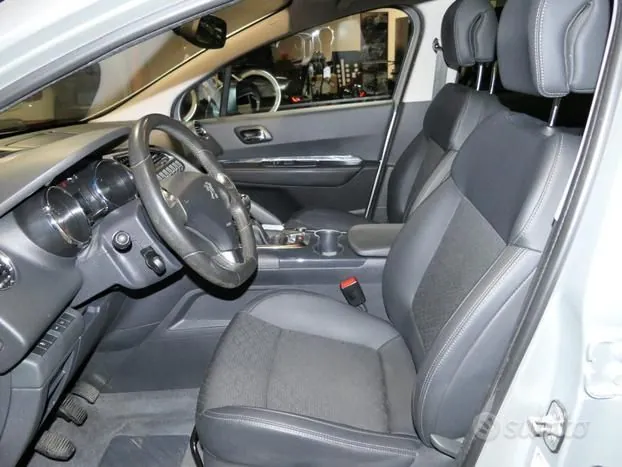 Peugeot 3008 2016 photo 5