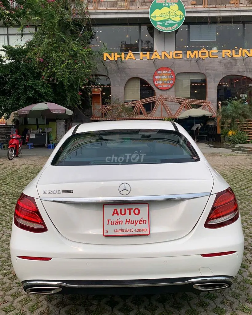 Mercedes-Benz E-Class 2017 photo 3
