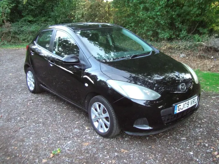 Mazda Mazda2