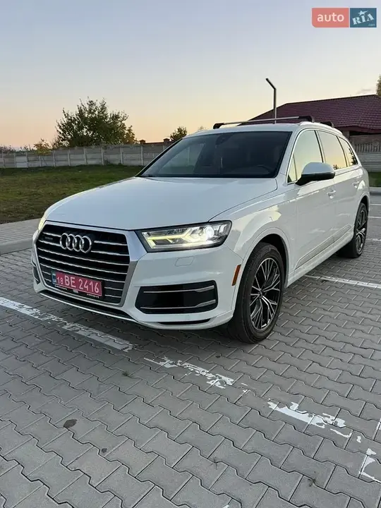 Audi Q7 2017 photo 5