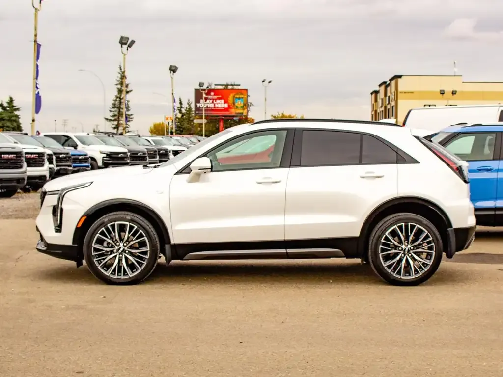 Cadillac Xt4 2024 photo 2