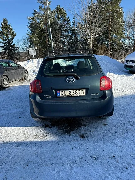 Toyota Auris 2008 photo 3