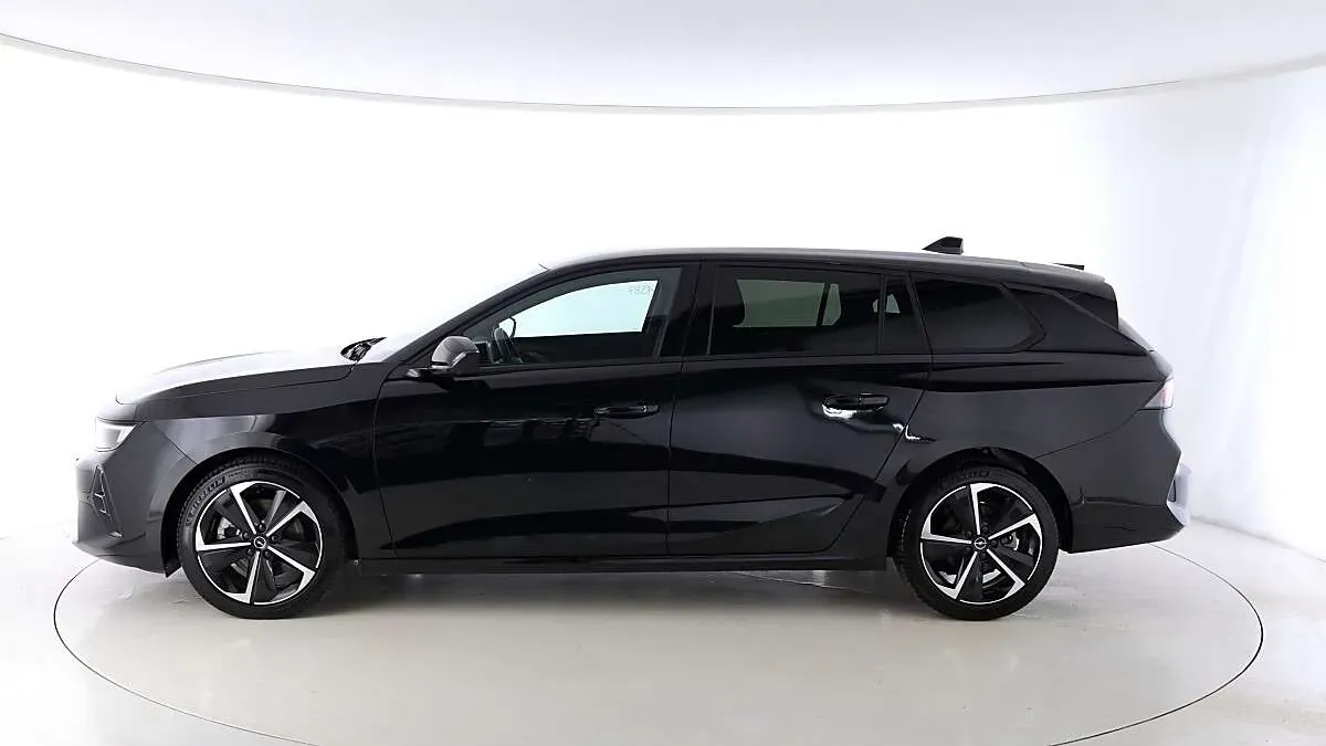 Opel Astra 2025 photo 2