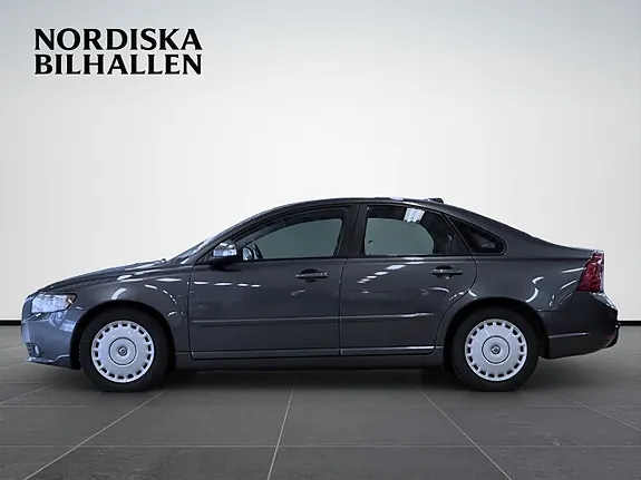 Volvo S40 2010 photo 4