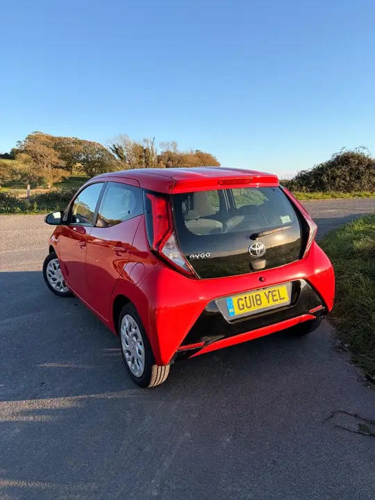 Toyota Aygo 2018 photo 2