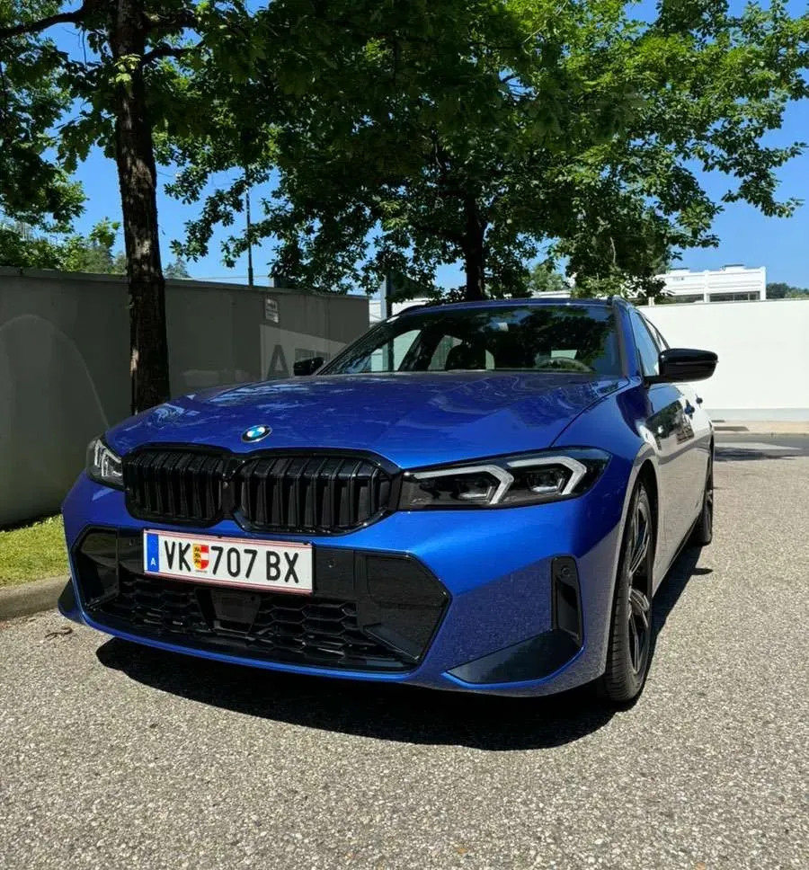 BMW 3 Series 2024 photo 2