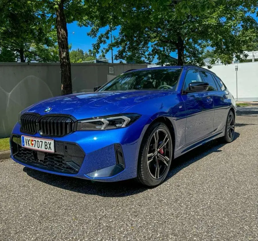 BMW 3 Series 2024 photo 3