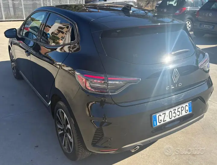 Renault Clio 2025 photo 3