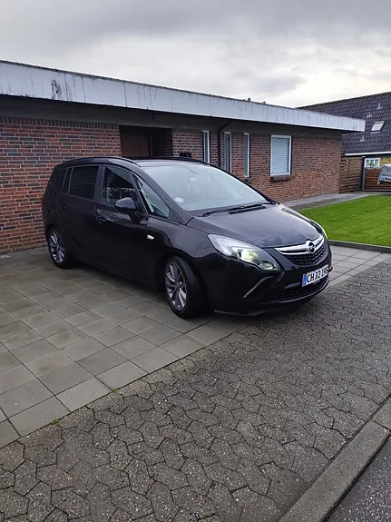 Opel Zafira Tourer 2012 photo 3