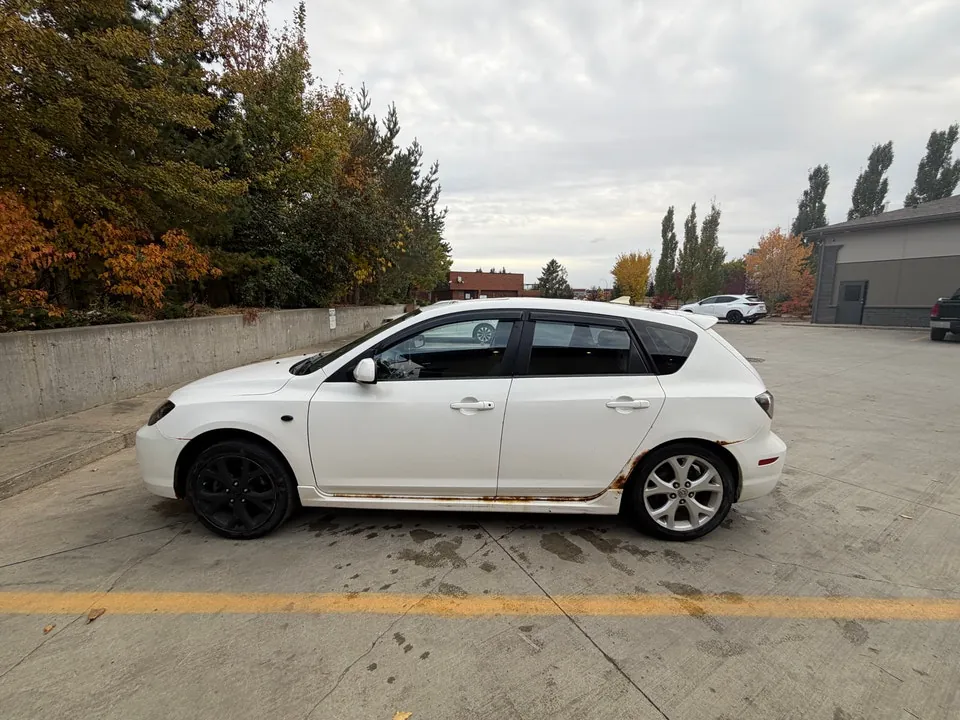 Mazda 3 Hatchback 2008 photo 2