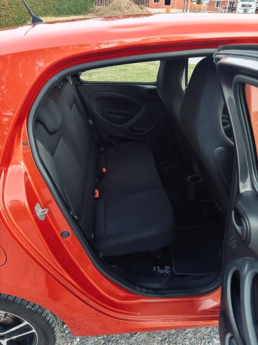 Smart Forfour 2019 photo 2