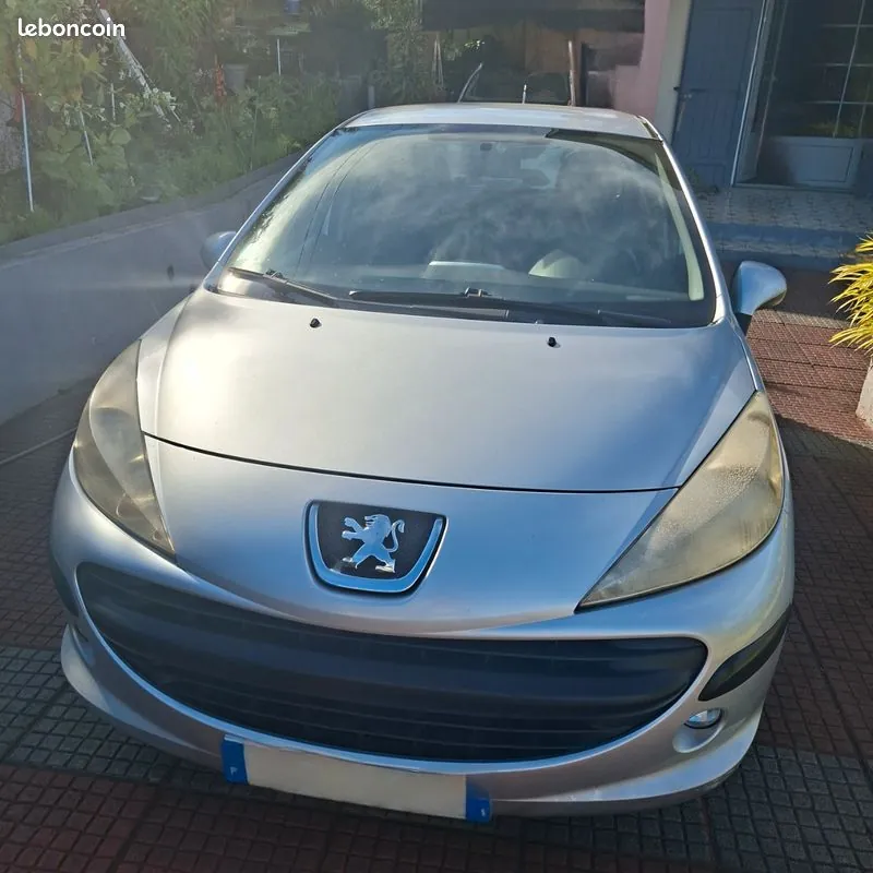 Peugeot 207
