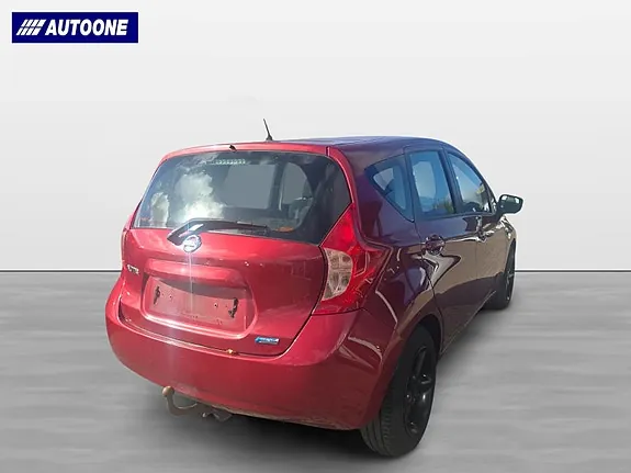 Nissan Note 2014 photo 2