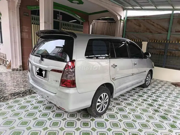 Toyota Innova 2015 photo 2