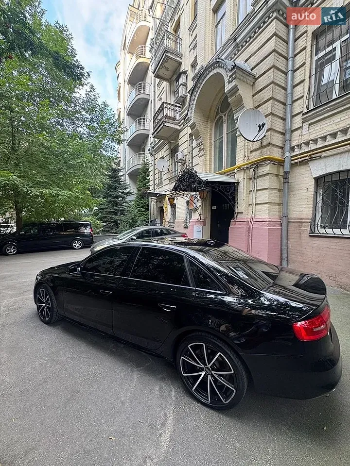 Audi A4 2015 photo 2