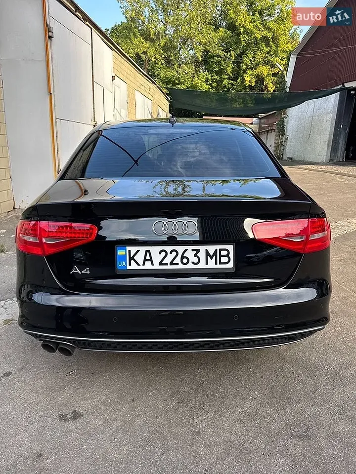 Audi A4 2015 photo 5
