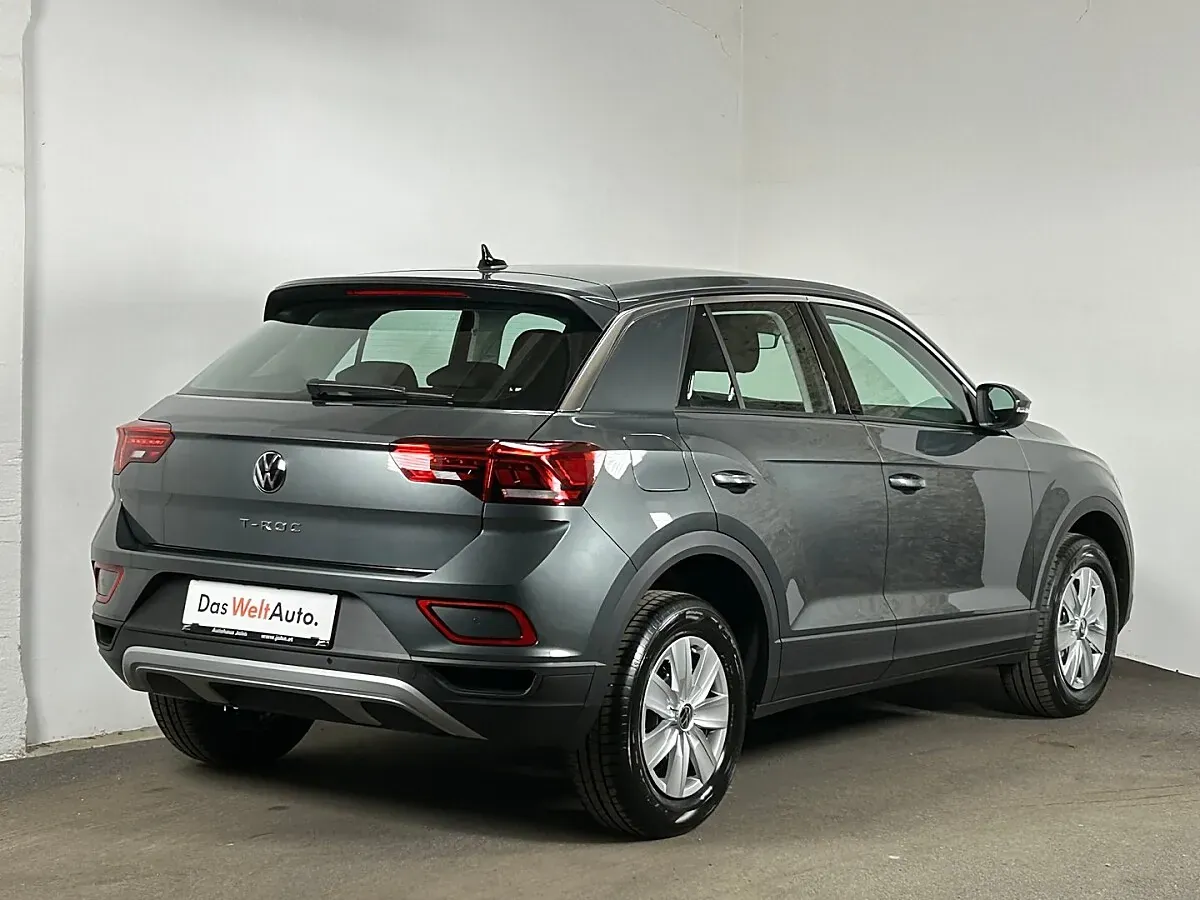 Volkswagen T-Roc 2025 photo 2