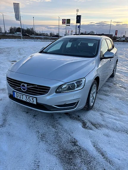 Volvo V60 2015 photo 3