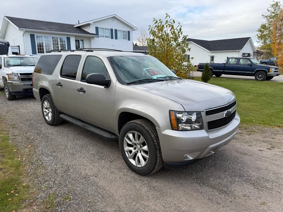 Chevrolet Suburban 2007 photo 3