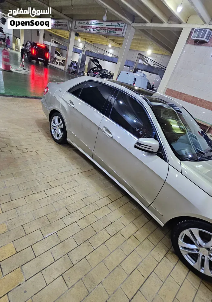 Mercedes-Benz E-Class 2010 photo 3
