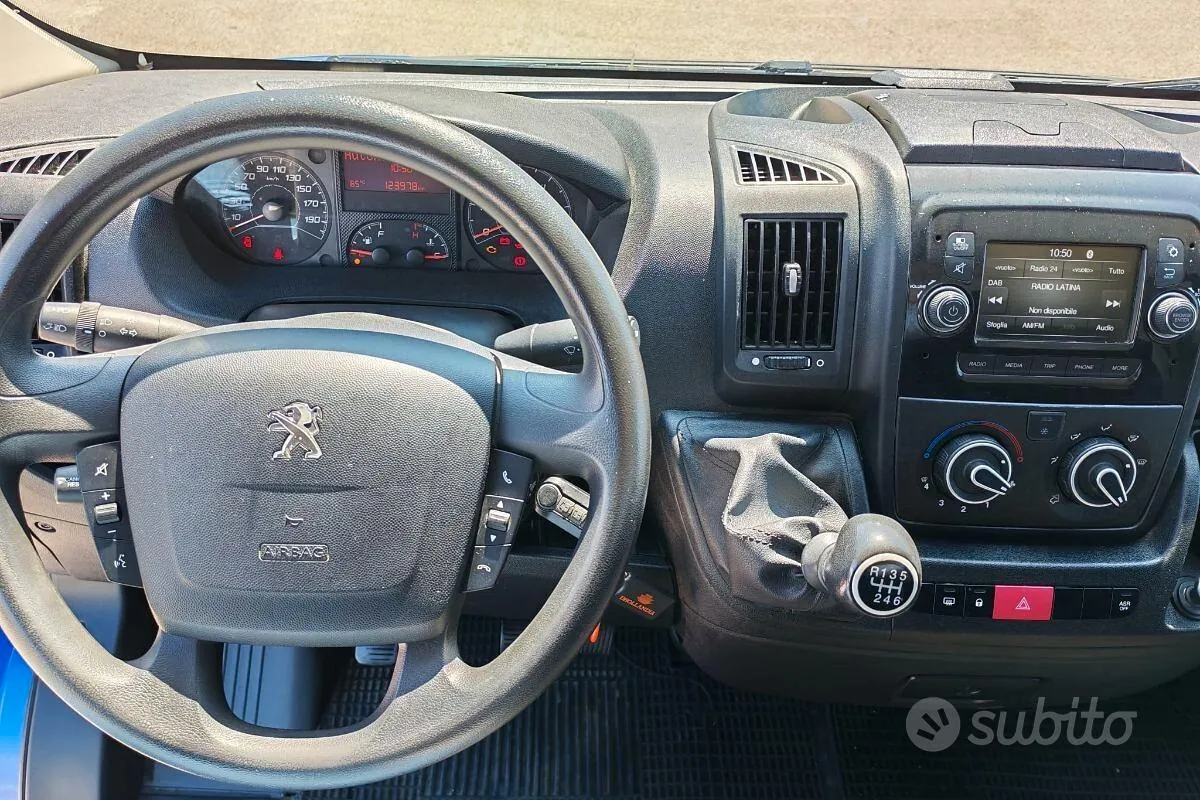 Peugeot Boxer 2026 photo 3