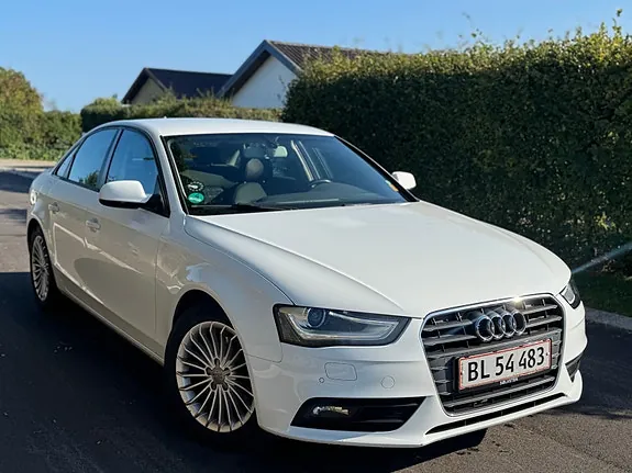 Audi A4 2012 photo 5