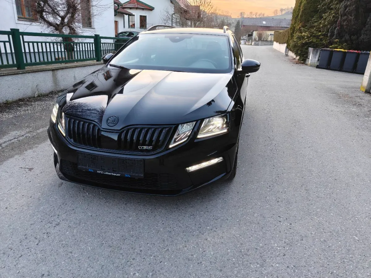 Skoda Octavia 2019 photo 3