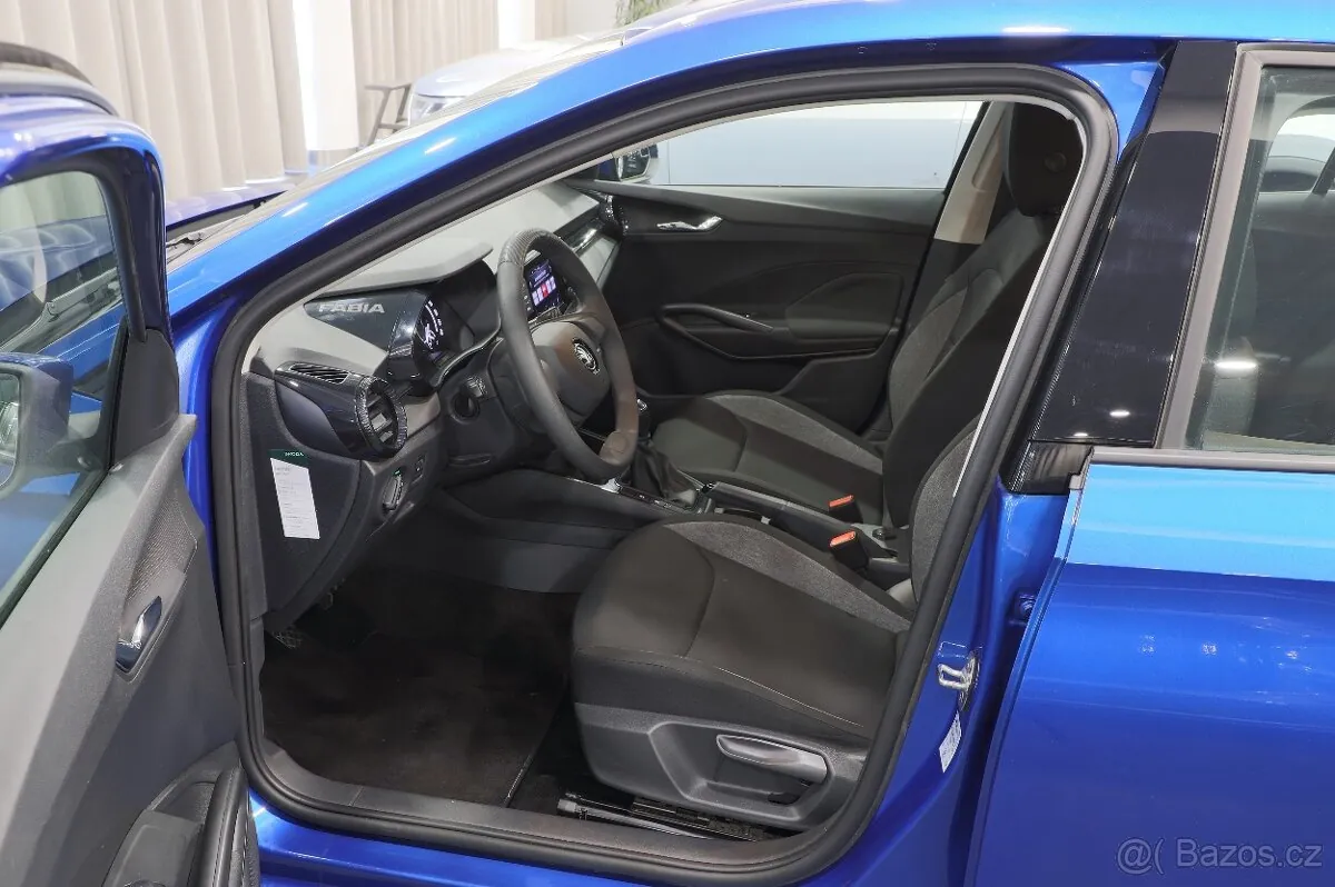 Skoda Fabia 2022 photo 5