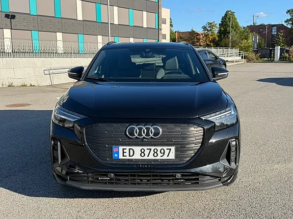 Audi Q4 E-Tron 2022 photo 2