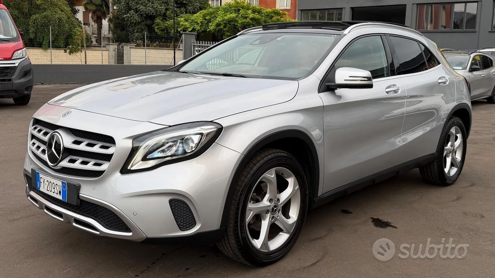 Mercedes-Benz Gla 180 2019 photo 3