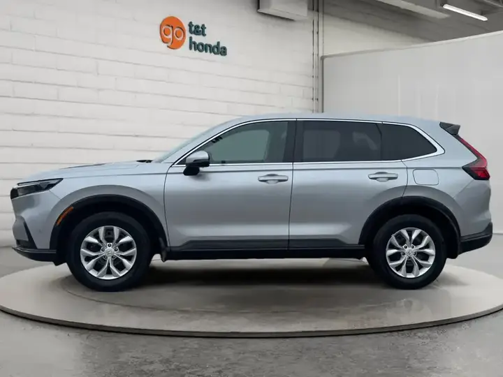 Honda Cr-V 2023 photo 2