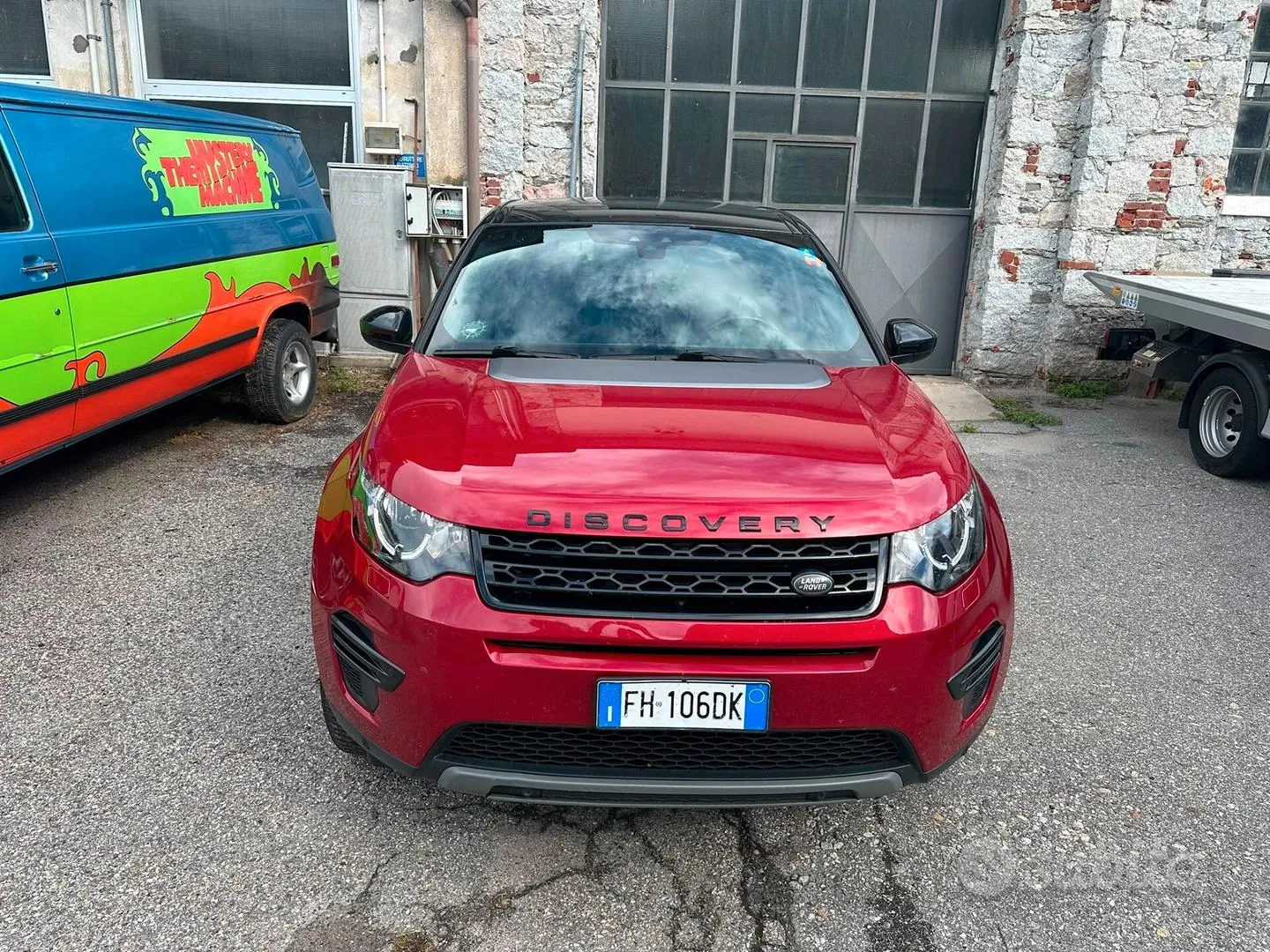 Land Rover Discovery Sport 2017 photo 5