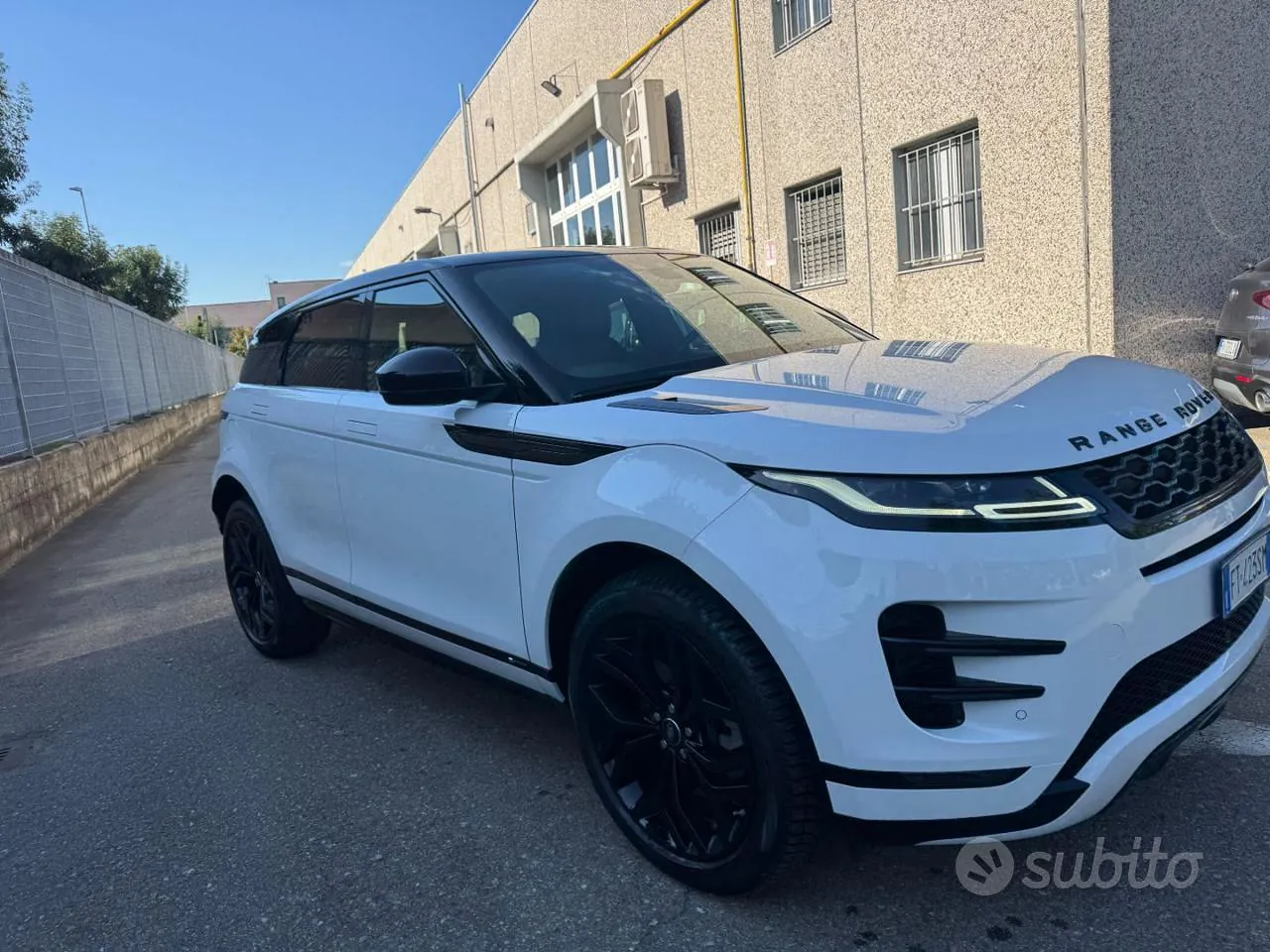 Land Rover Range Rover Evoque 2019 photo 3