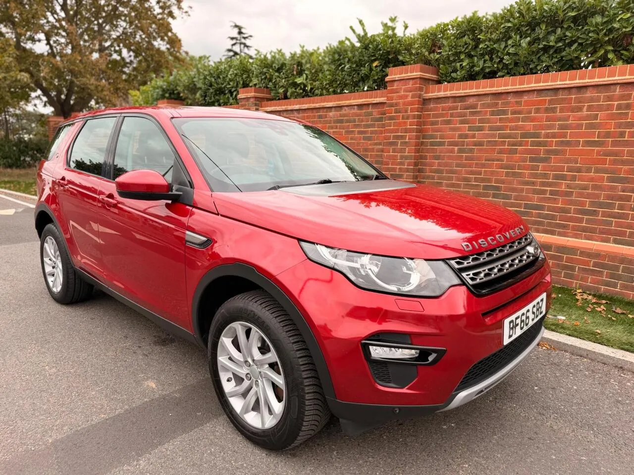 Land Rover Discovery Sport 2016 photo 3