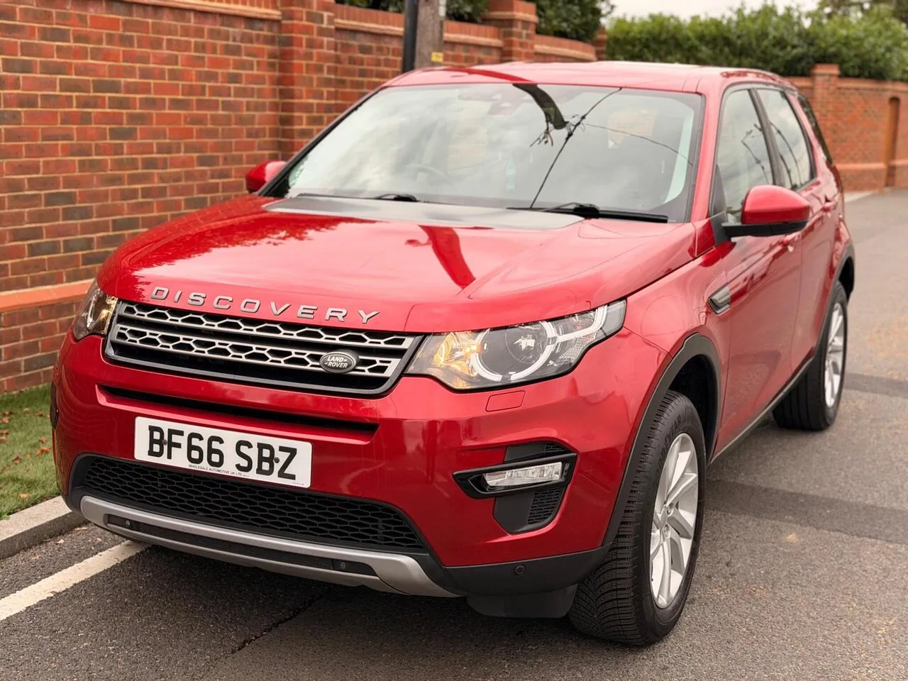 Land Rover Discovery Sport 2016 photo 4