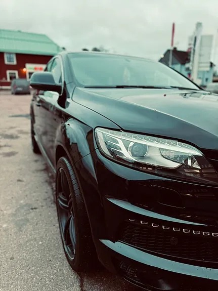 Audi Q7 2015 photo 2