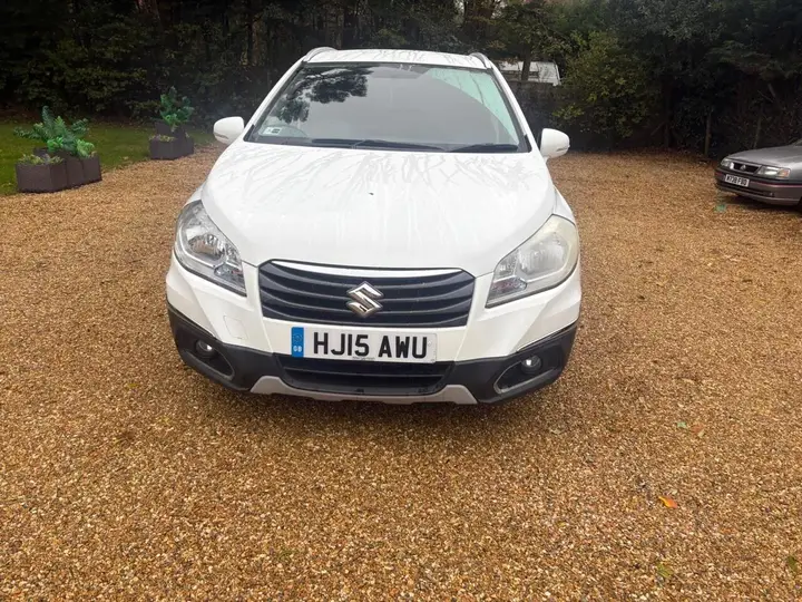 Suzuki Sx4 S-Cross 2015 photo 2