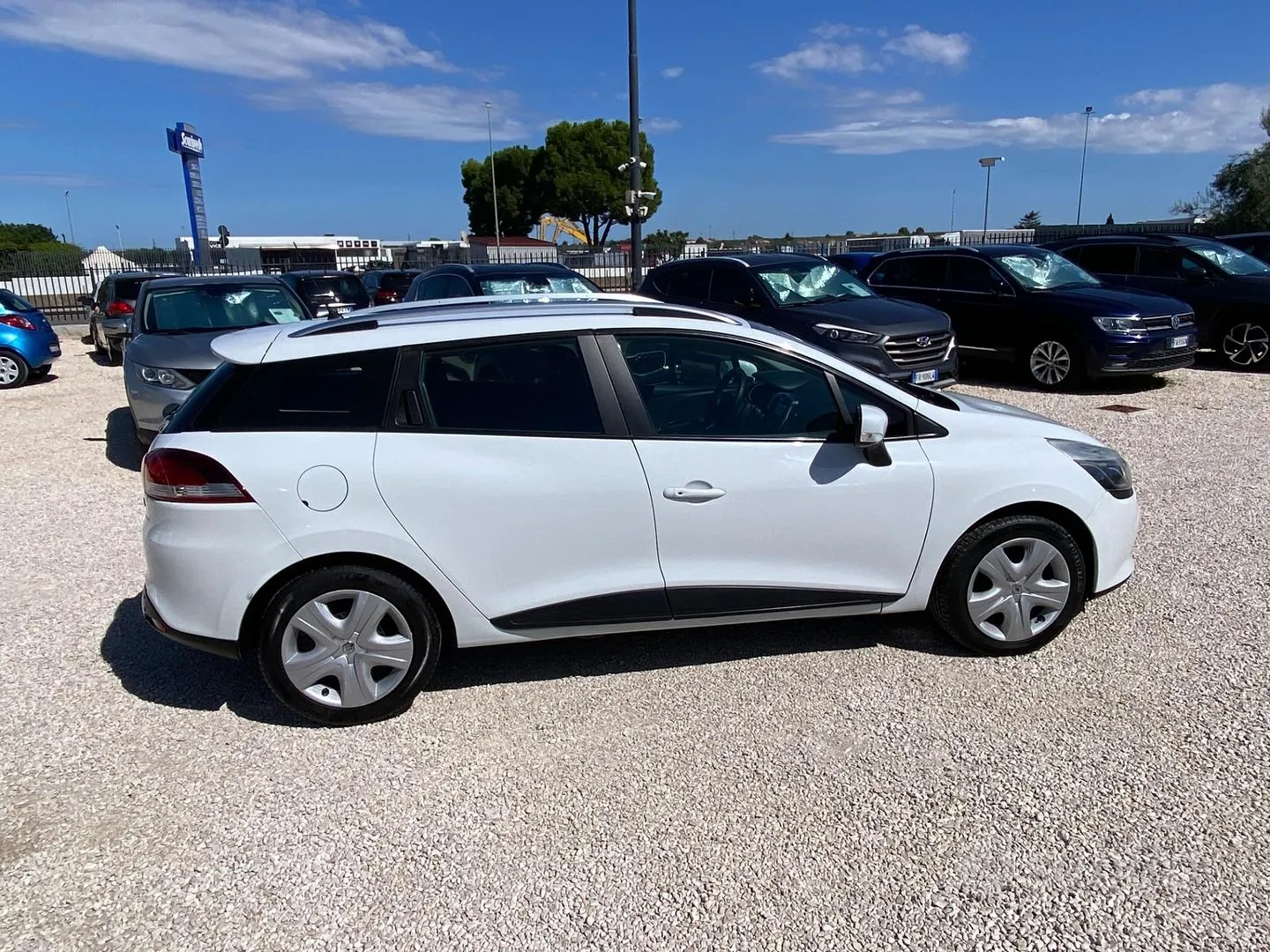 Renault Clio 2014 photo 2