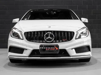 Mercedes-Benz A 45 2015 photo 4