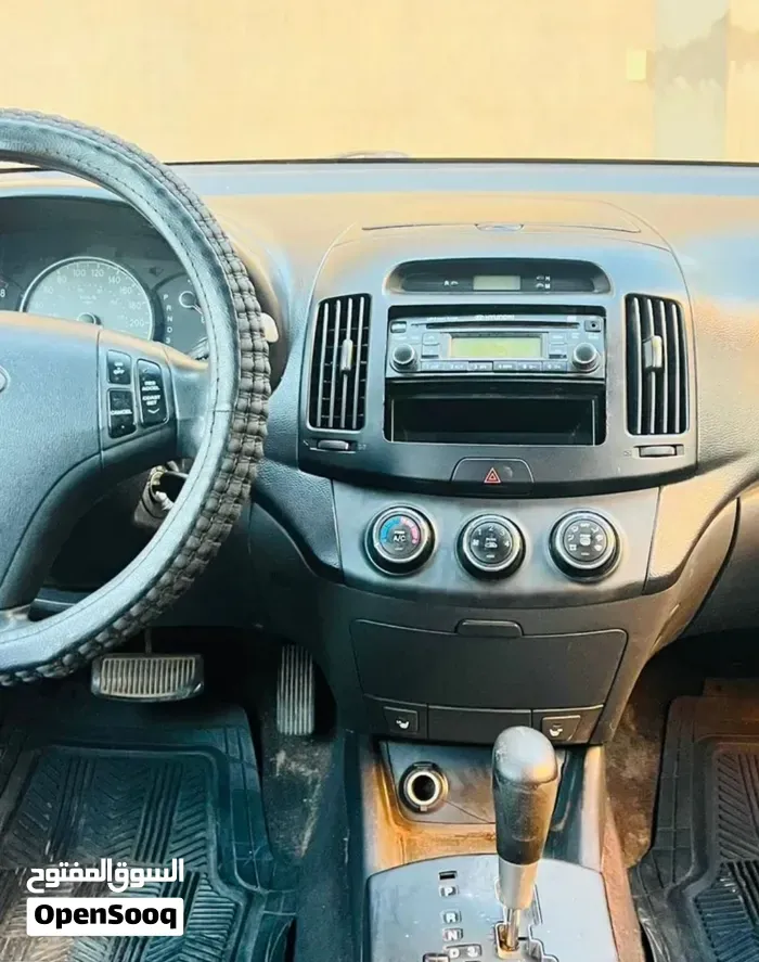 Hyundai Elantra 2008 photo 2